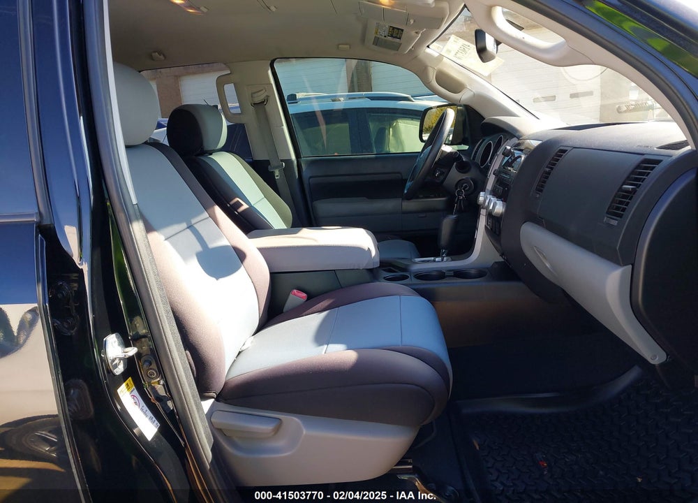 2012 TOYOTA TUNDRA GRADE 5.7L V8 VIN: 5TFUW5F1XCX210887