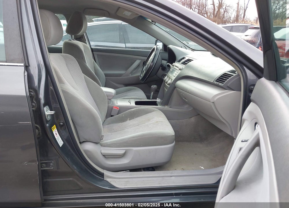 2011 TOYOTA CAMRY LE VIN: 4T1BF3EK1BU176453