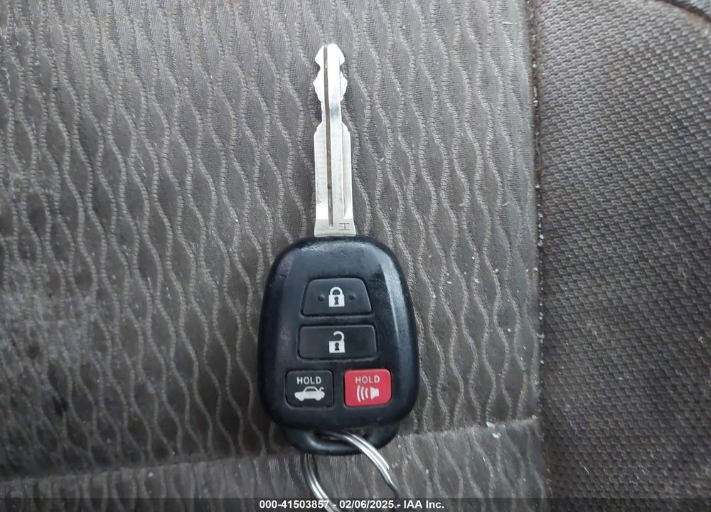 2015 TOYOTA COROLLA LE VIN: 2T1BURHE5FC391503