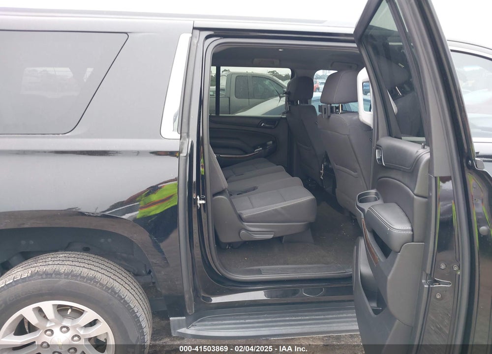 2017 CHEVROLET SUBURBAN LS VIN: 1GNSCGKC4HR289284