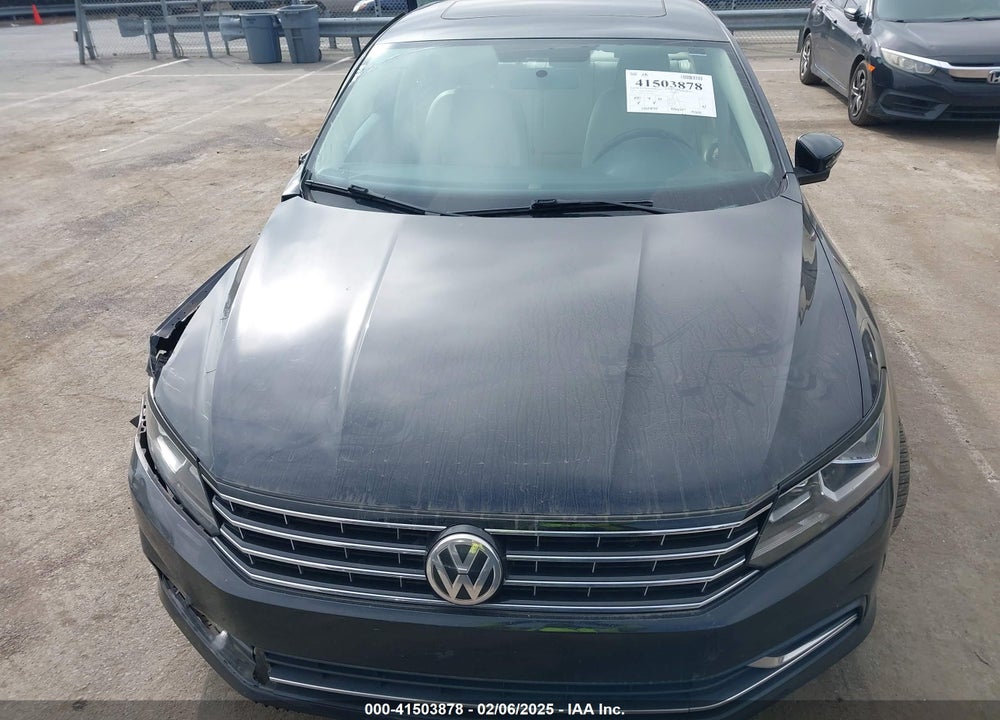 2017 VOLKSWAGEN PASSAT VIN: 1VWBT7A32HC020825