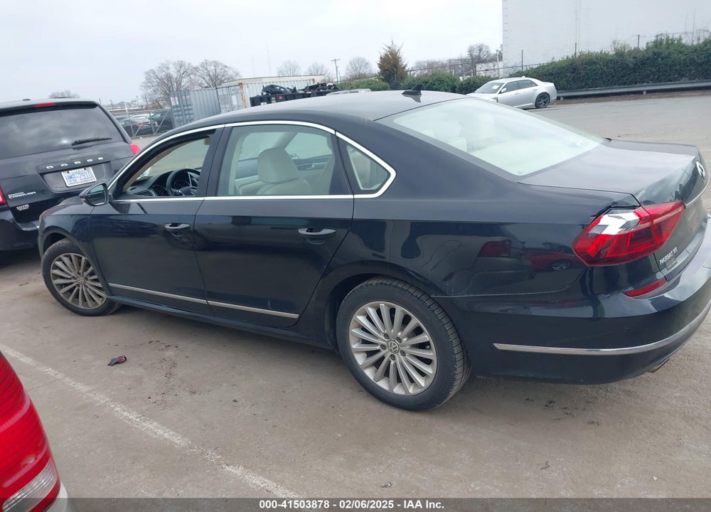 2017 VOLKSWAGEN PASSAT VIN: 1VWBT7A32HC020825