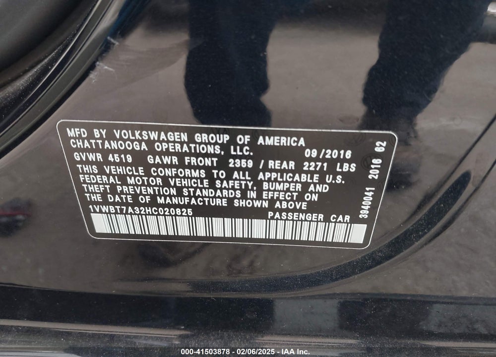 2017 VOLKSWAGEN PASSAT VIN: 1VWBT7A32HC020825