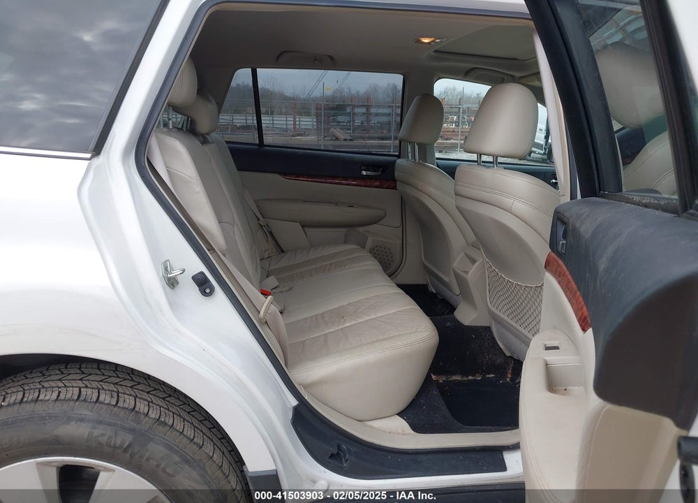 2011 SUBARU OUTBACK 2.5I LIMITED VIN: 4S4BRBLC4B3342709