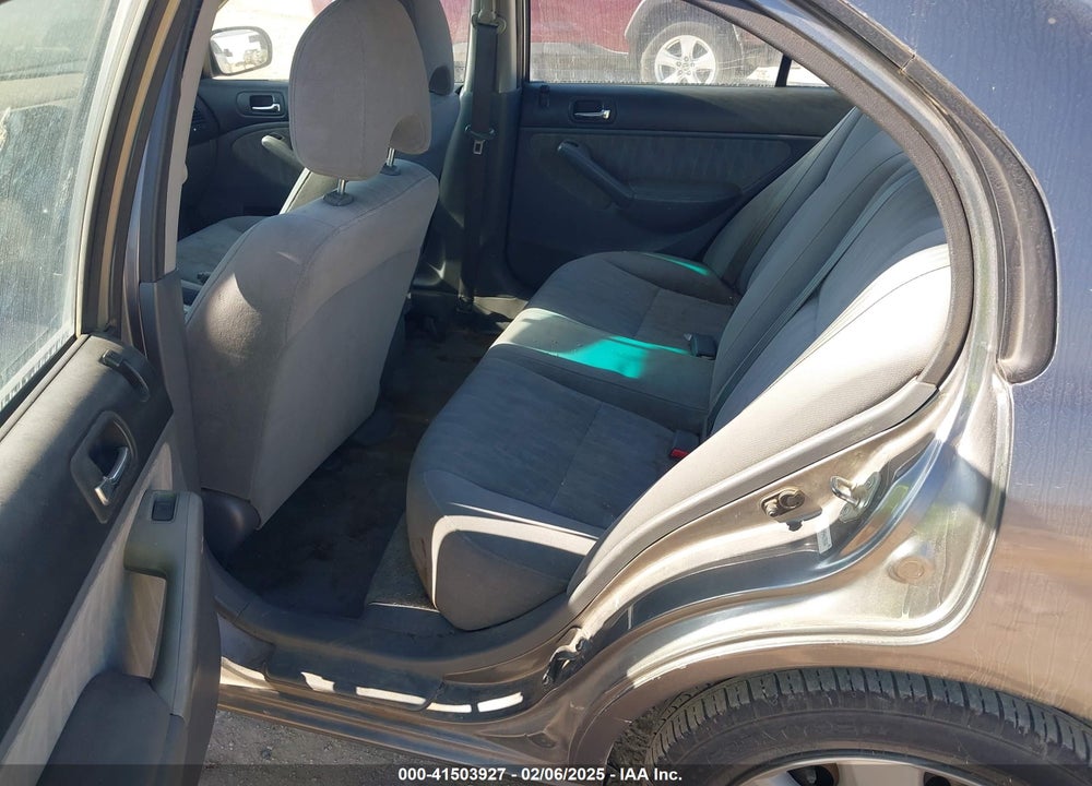 2005 HONDA CIVIC LX VIN: 2HGES16595H633500