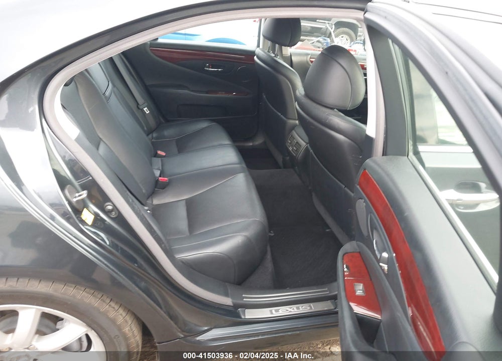 2007 LEXUS LS 460 VIN: JTHBL46F875051275