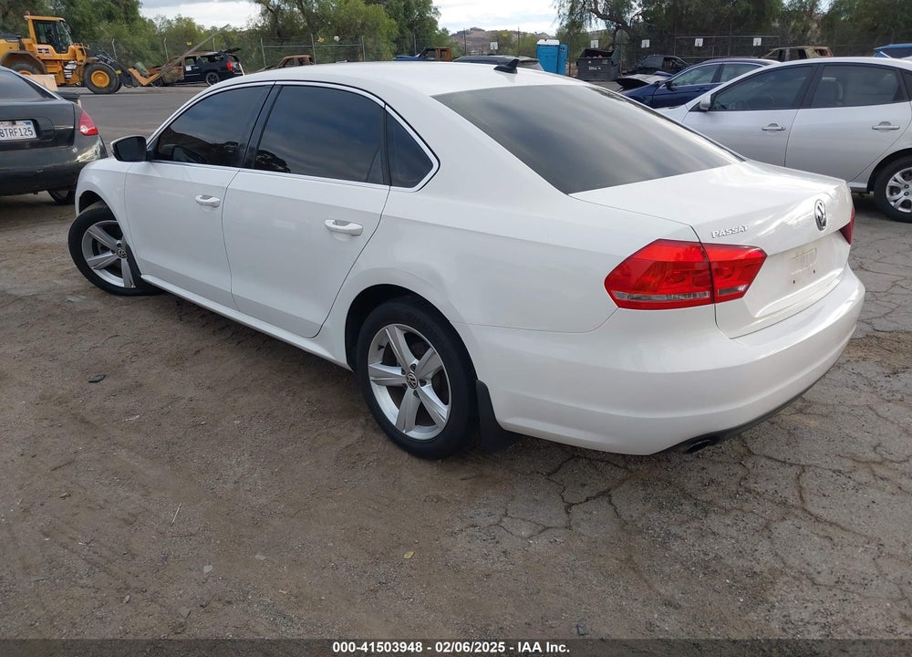 2014 VOLKSWAGEN PASSAT 1.8T SE VIN: 1VWBT7A32EC047566