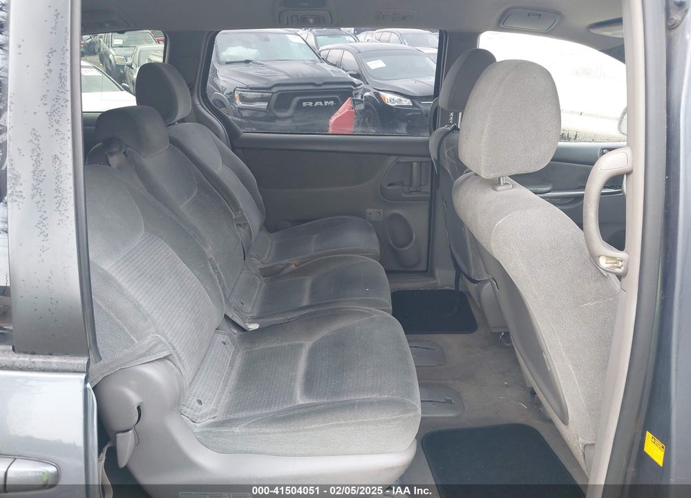 2009 TOYOTA SIENNA CE VIN: 5TDZK23C39S257120