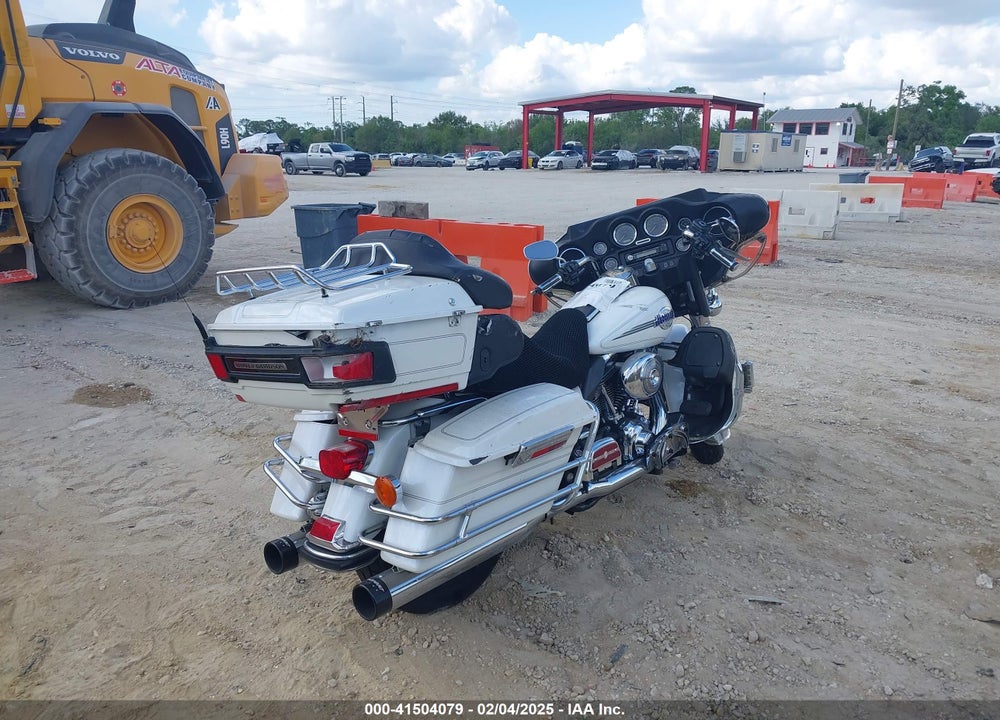2006 HARLEY-DAVIDSON FLHTCUI VIN: 1HD1FCW126Y629840