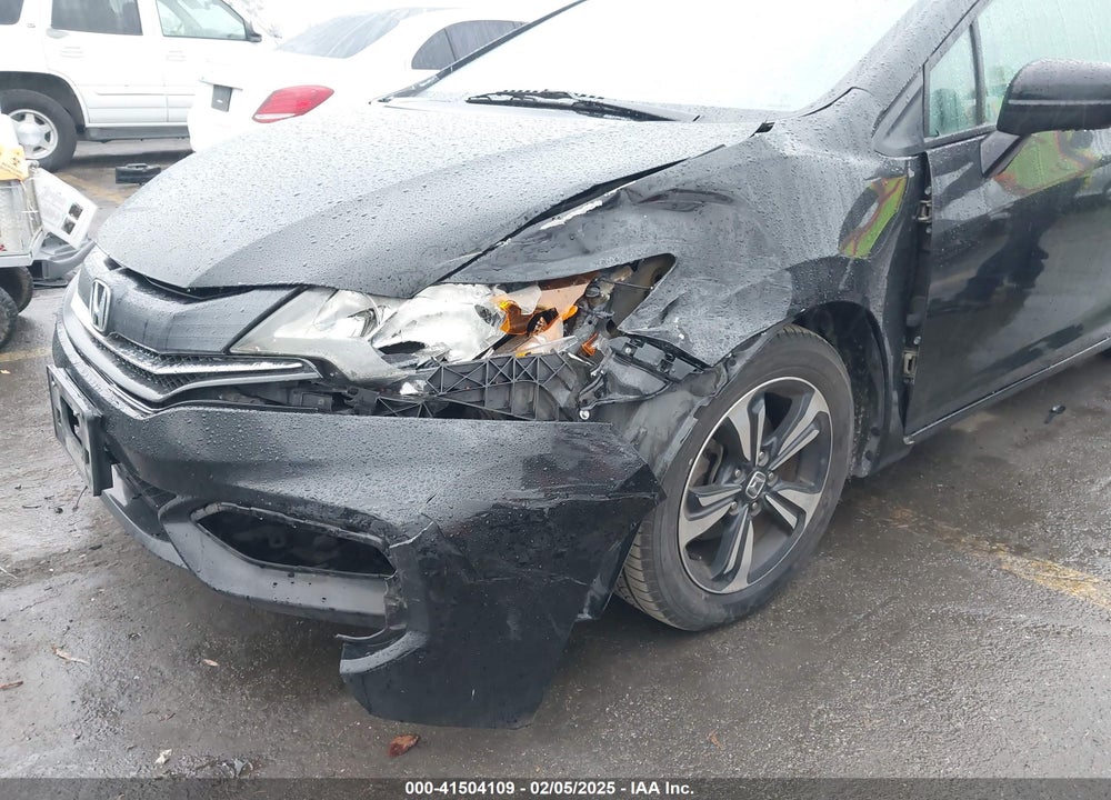 2015 HONDA CIVIC VIN: 2HGFG3A8XFH517680
