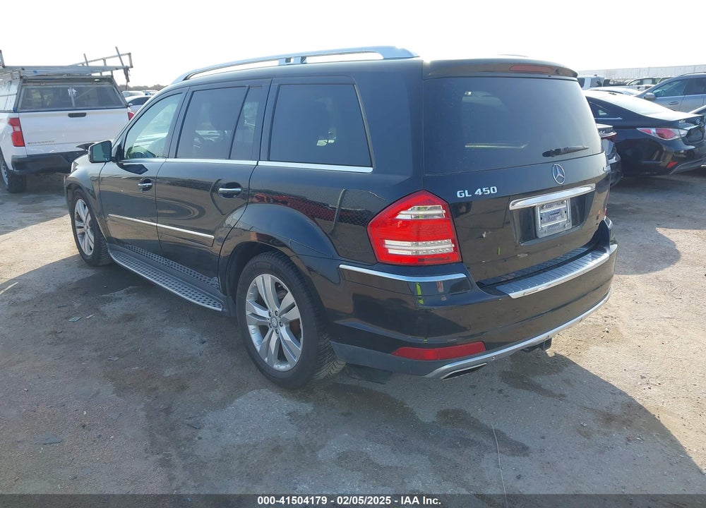 2011 MERCEDES-BENZ GL 450 4MATIC VIN: 4JGBF7BE7BA740193