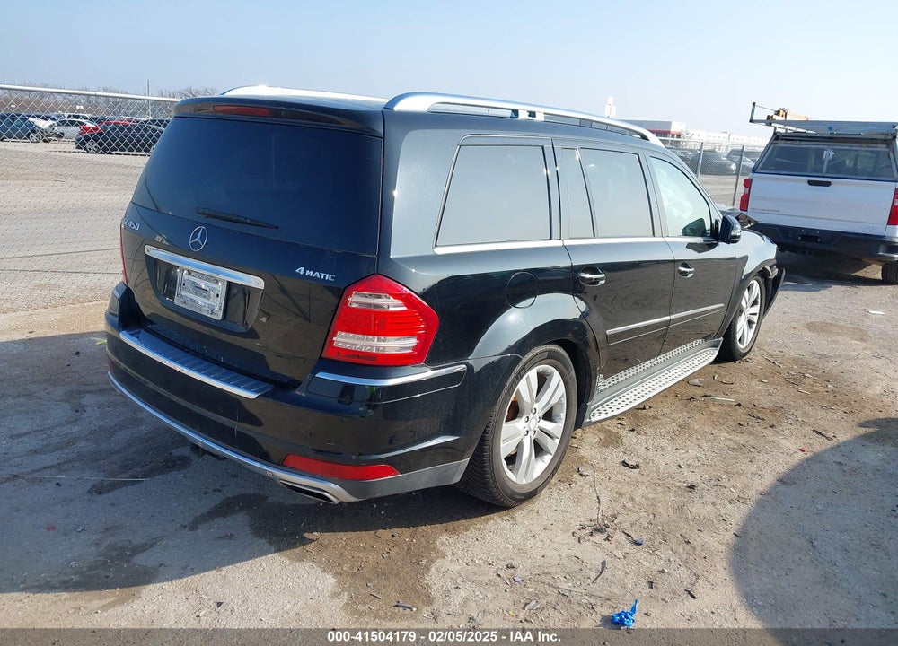 2011 MERCEDES-BENZ GL 450 4MATIC VIN: 4JGBF7BE7BA740193