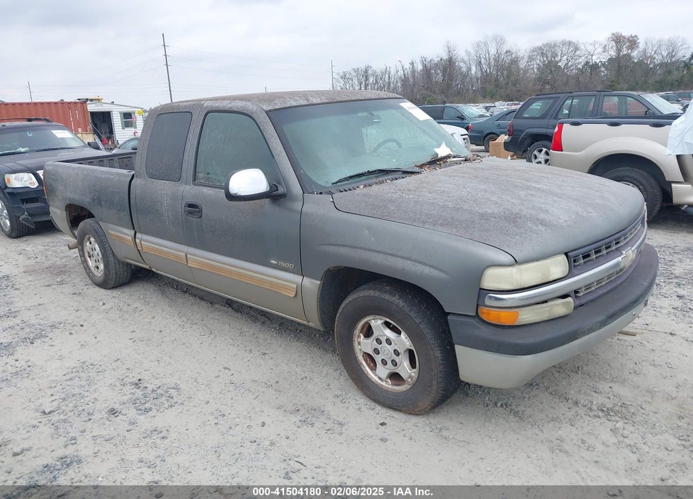 2001 CHEVROLET SILVERADO 1500 LS VIN: 2GCEC19T011313975