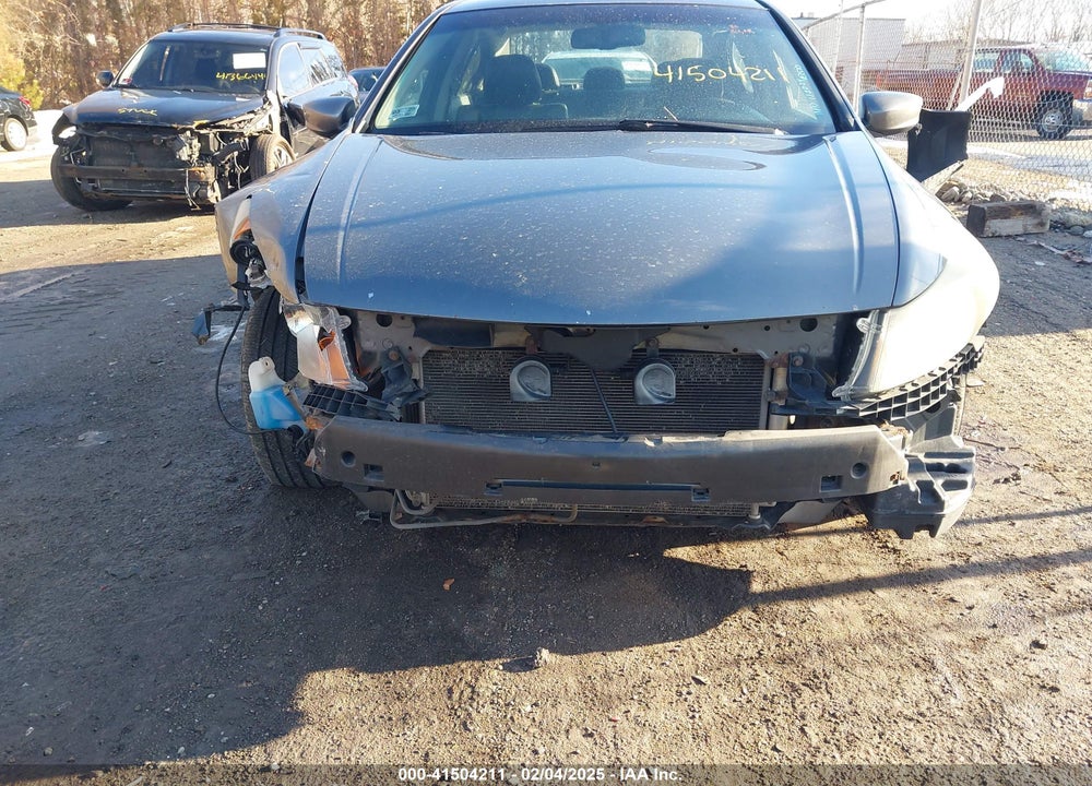 2008 HONDA ACCORD VIN: 1HGCP26808A115206