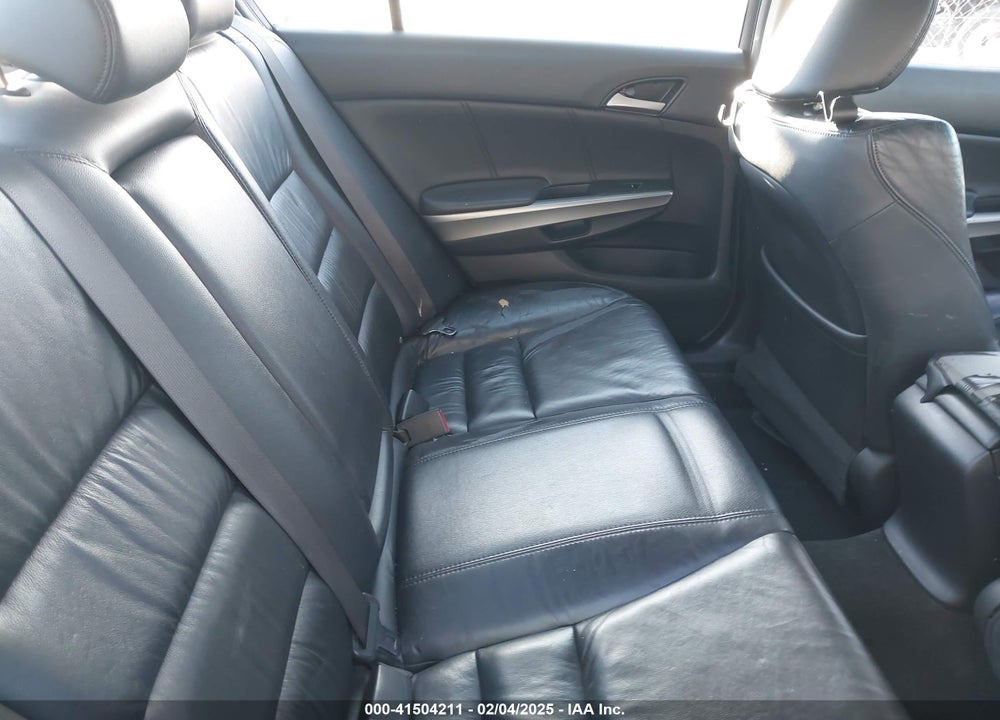 2008 HONDA ACCORD VIN: 1HGCP26808A115206