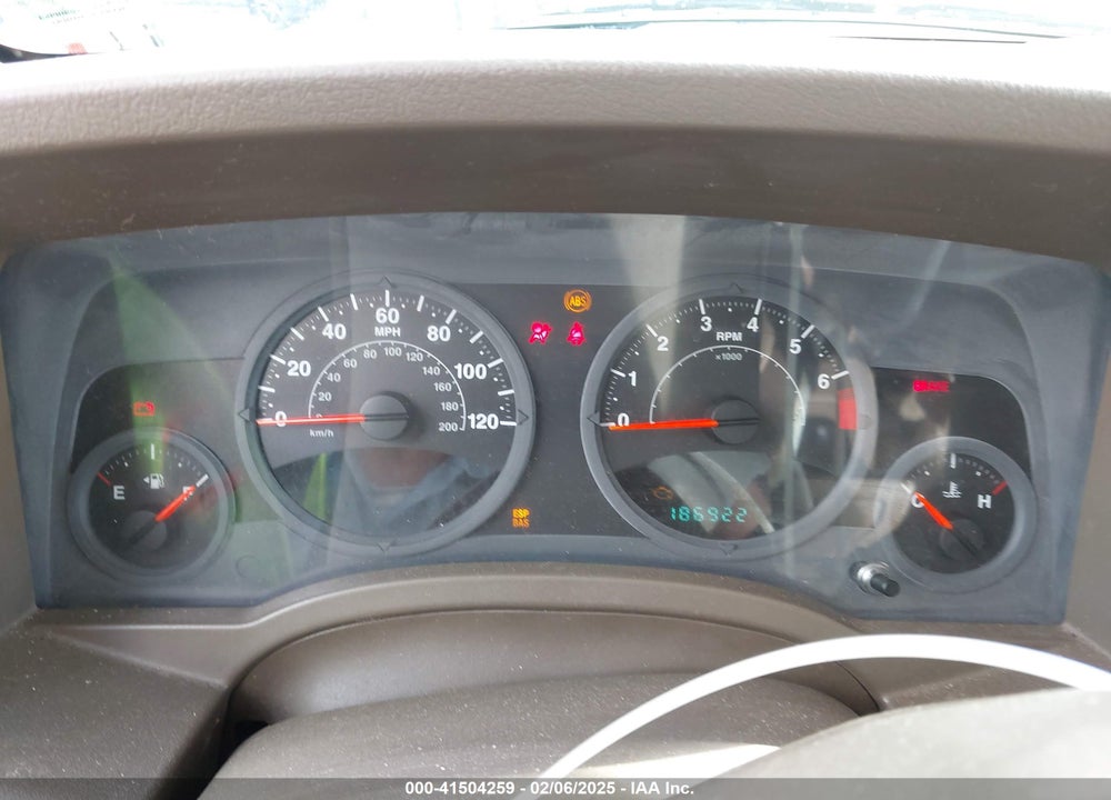 2008 JEEP PATRIOT SPORT VIN: 1J8FT28W98D521656