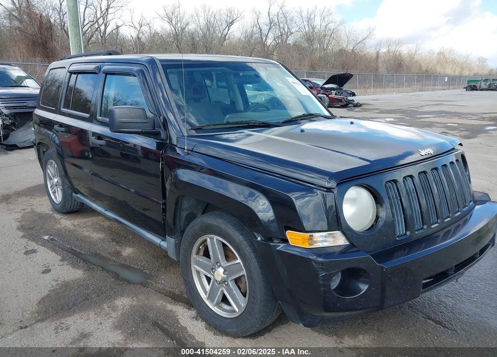 2008 JEEP PATRIOT SPORT VIN: 1J8FT28W98D521656