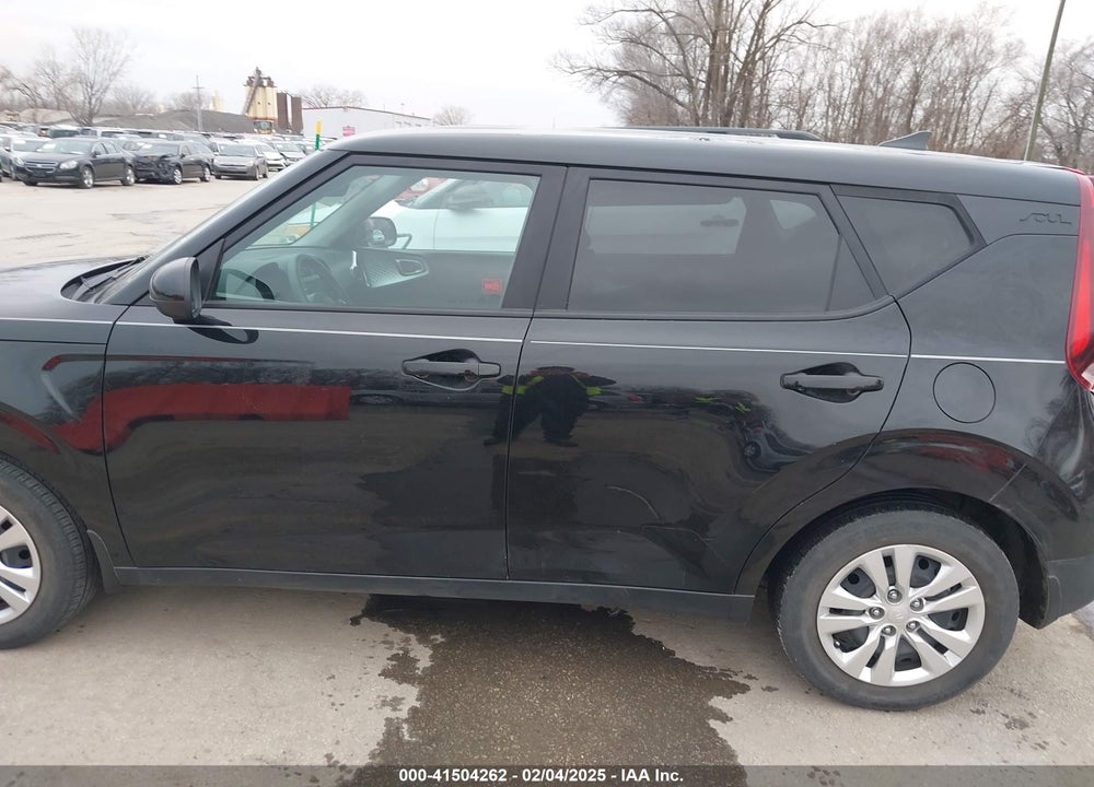 2021 KIA SOUL VIN: KNDJ23AU1M7142162