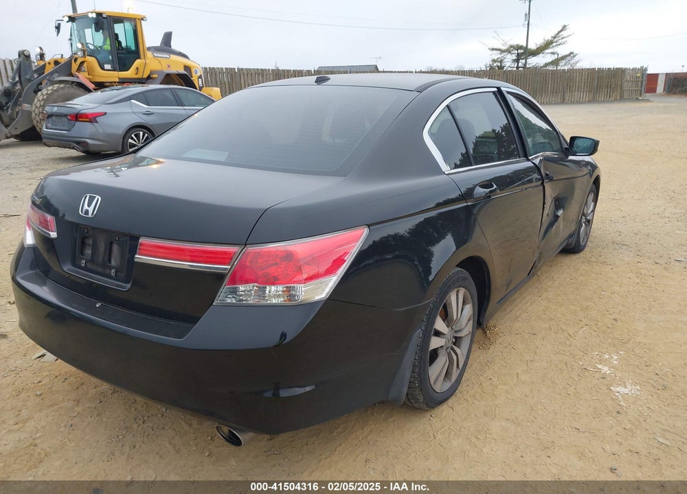 2012 HONDA ACCORD VIN: 1HGCP2F81CA146148