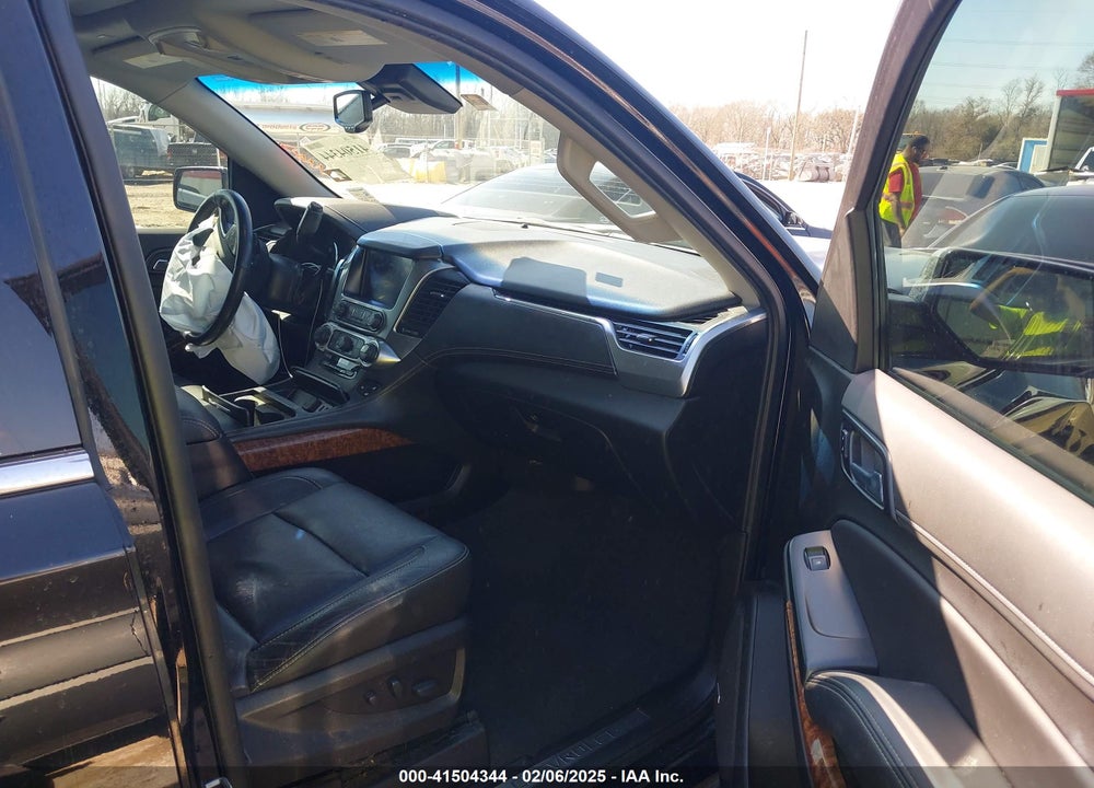 2019 CHEVROLET SUBURBAN PREMIER VIN: 1GNSCJKC5KR360318