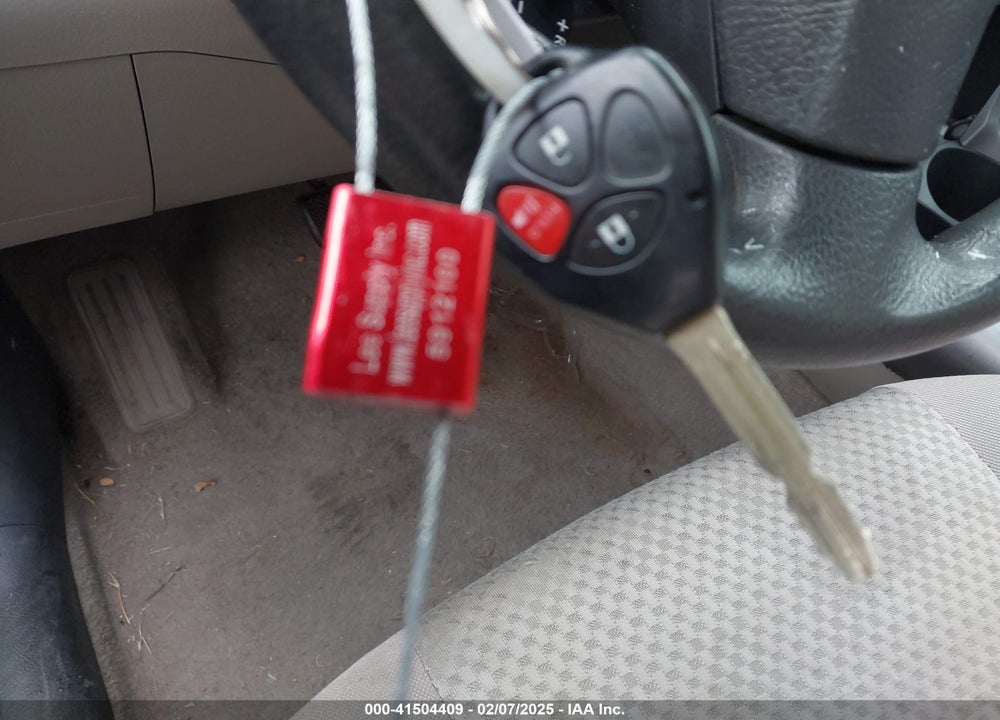 2006 TOYOTA RAV4 VIN: JTMZD33V666016679