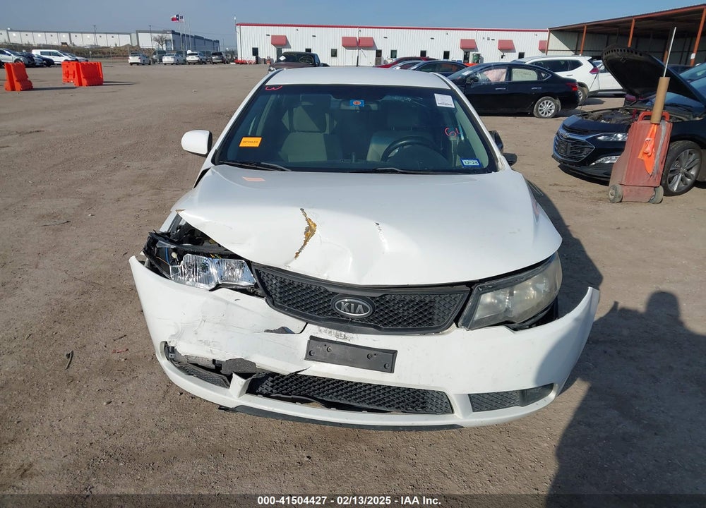 2010 KIA FORTE LX VIN: KNAFT4A24A5049132