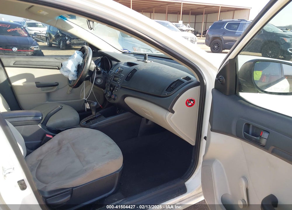 2010 KIA FORTE LX VIN: KNAFT4A24A5049132