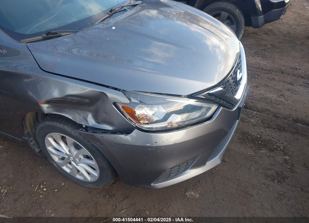 2018 NISSAN SENTRA VIN: 3N1AB7AP5JL624354