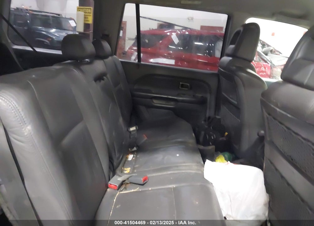 2004 HONDA PILOT EX-L VIN: 2HKYF18524H512424