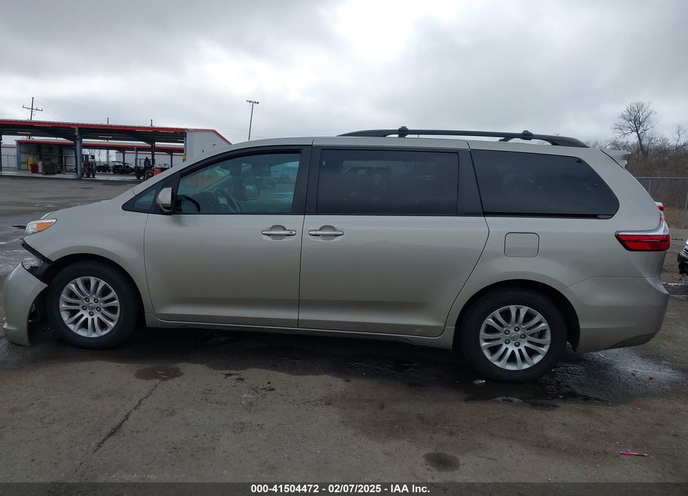 2015 TOYOTA SIENNA VIN: 5TDYK3DC8FS682392