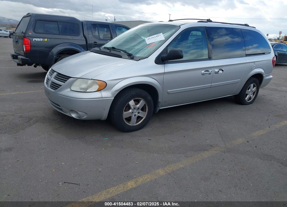 2005 DODGE GRAND CARAVAN SXT VIN: 2D4GP44L95R336994