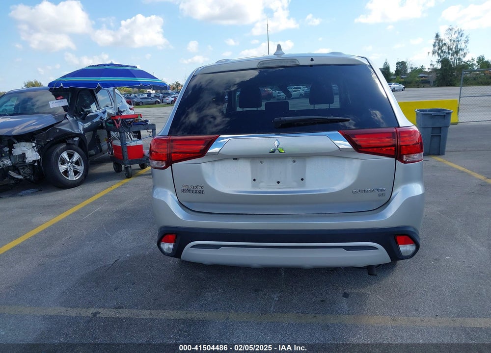 2019 MITSUBISHI OUTLANDER SE VIN: JA4AD3A34KZ014057