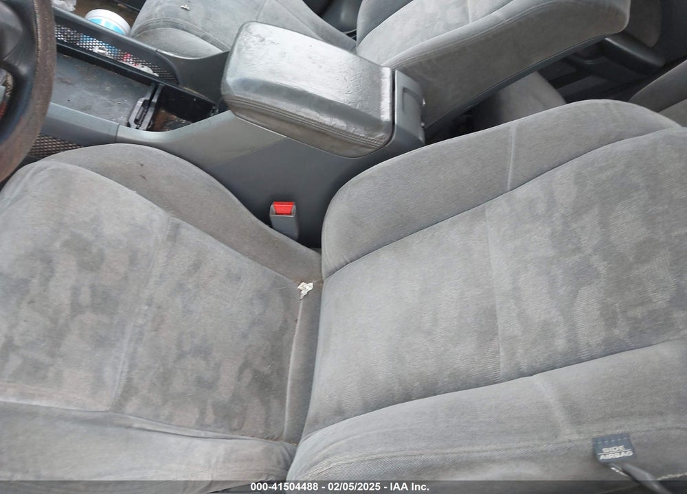 2003 HONDA PILOT EX VIN: 2HKYF18483H544168