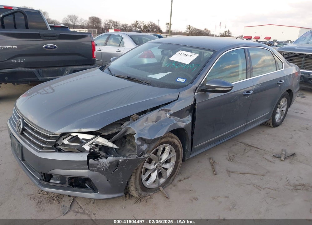 2017 VOLKSWAGEN PASSAT VIN: 1VWAT7A39HC086199