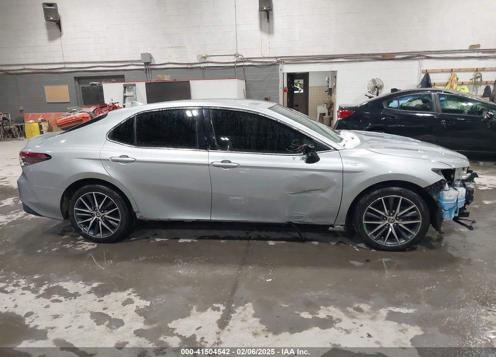 2021 TOYOTA CAMRY VIN: 4T1F11BK3MU024637