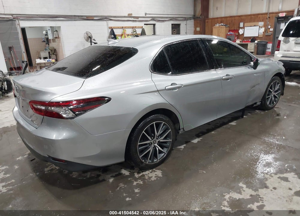 2021 TOYOTA CAMRY VIN: 4T1F11BK3MU024637