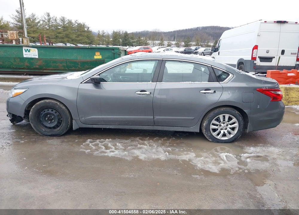 2017 NISSAN ALTIMA VIN: 1N4AL3AP4HC119551