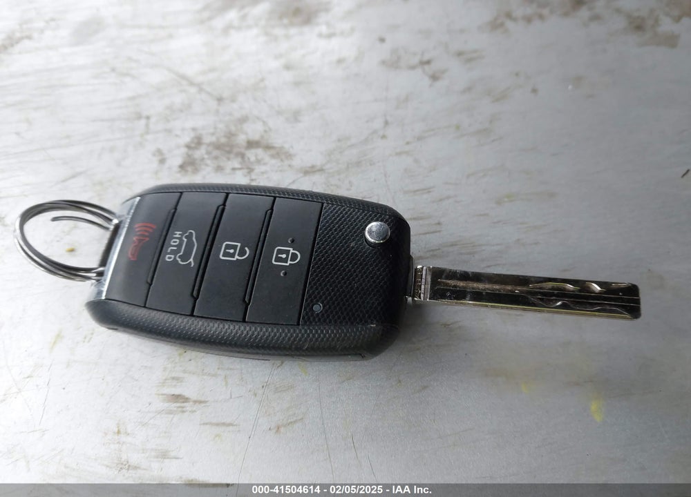 2014 KIA SORENTO LX VIN: 5XYKT3A69EG487947