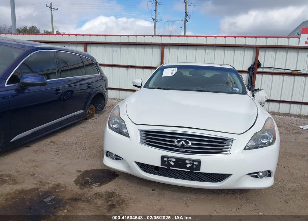 2014 INFINITI Q60 VIN: JN1CV6EK7EM112339