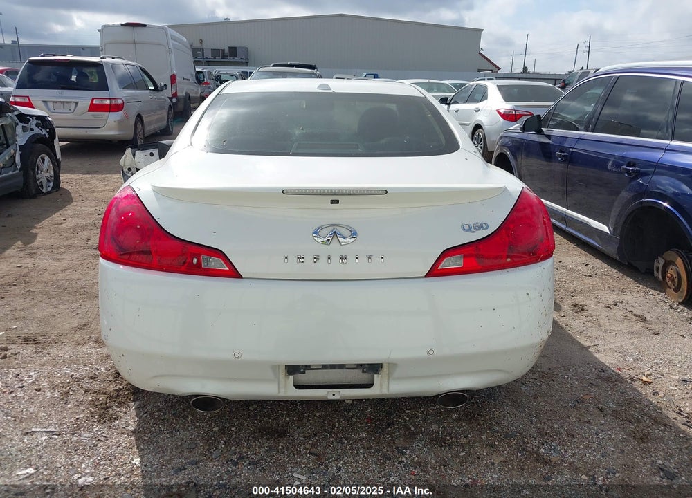 2014 INFINITI Q60 VIN: JN1CV6EK7EM112339