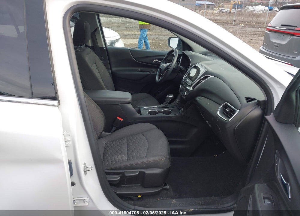 2019 CHEVROLET EQUINOX LT VIN: 2GNAXUEV8K6207667
