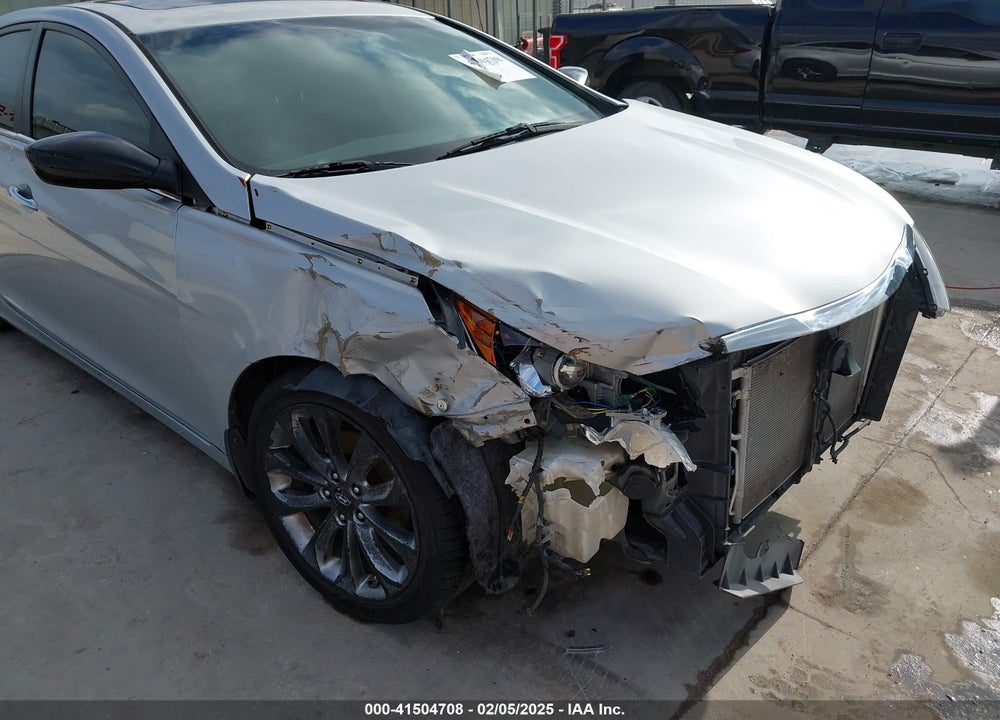 2011 HYUNDAI SONATA SE VIN: 5NPEC4AC6BH281286