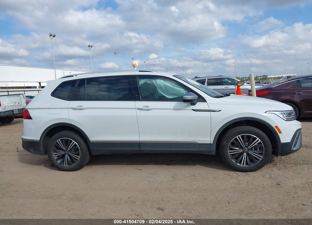 2024 VOLKSWAGEN TIGUAN 2.0T WOLFSBURG EDITION VIN: 3VV5B7AX8RM233687