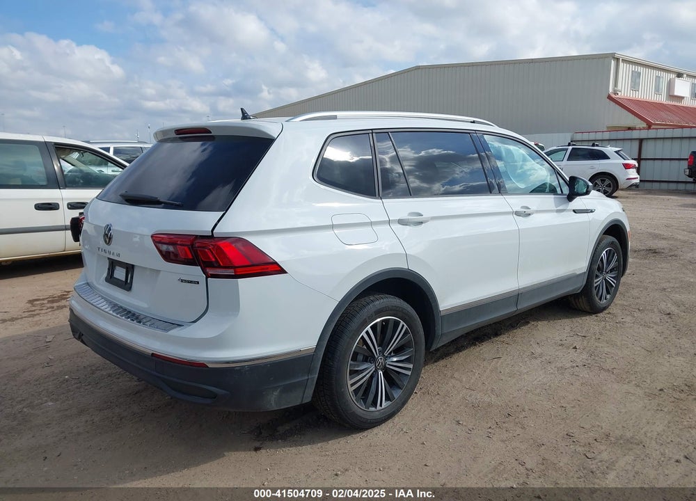 2024 VOLKSWAGEN TIGUAN 2.0T WOLFSBURG EDITION VIN: 3VV5B7AX8RM233687