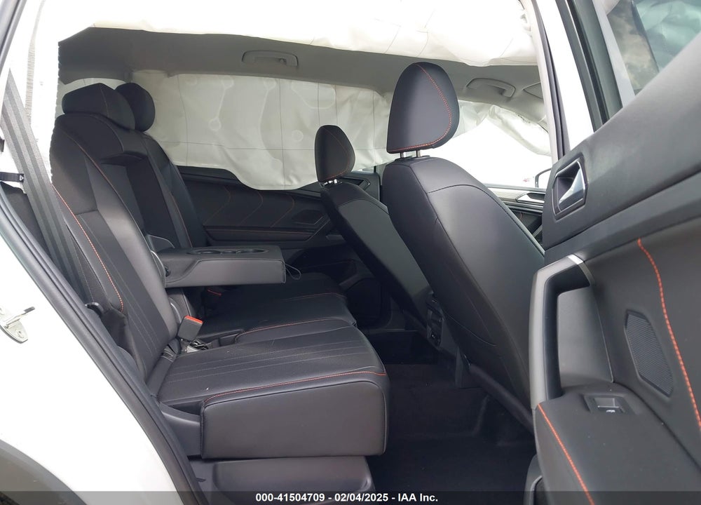2024 VOLKSWAGEN TIGUAN 2.0T WOLFSBURG EDITION VIN: 3VV5B7AX8RM233687