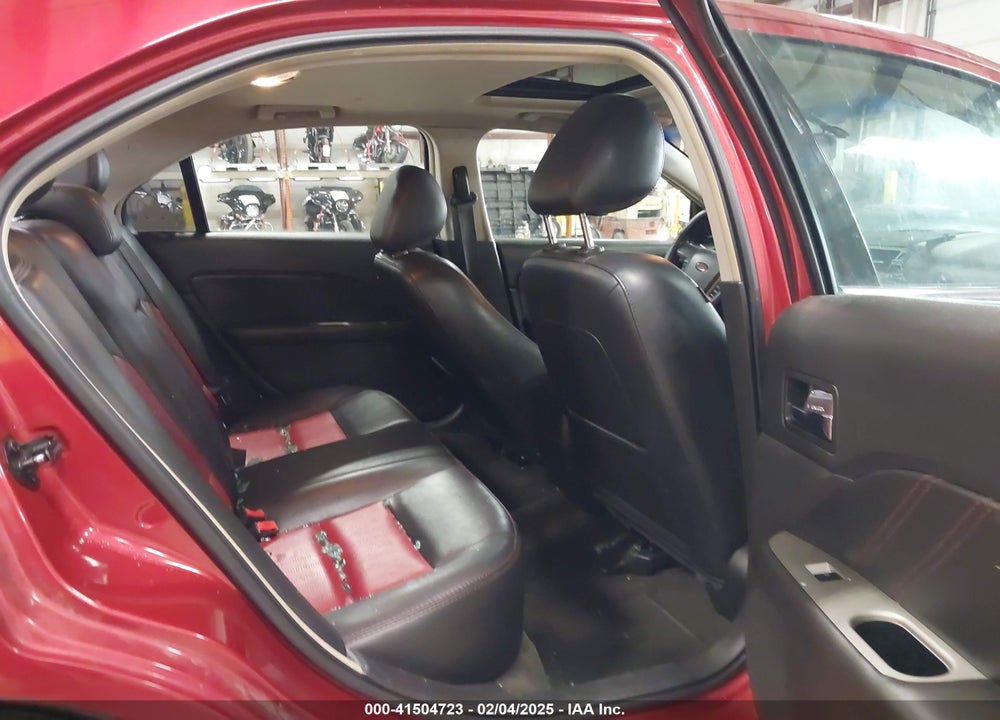 2011 FORD FUSION VIN: 3FAHP0KC4BR314832