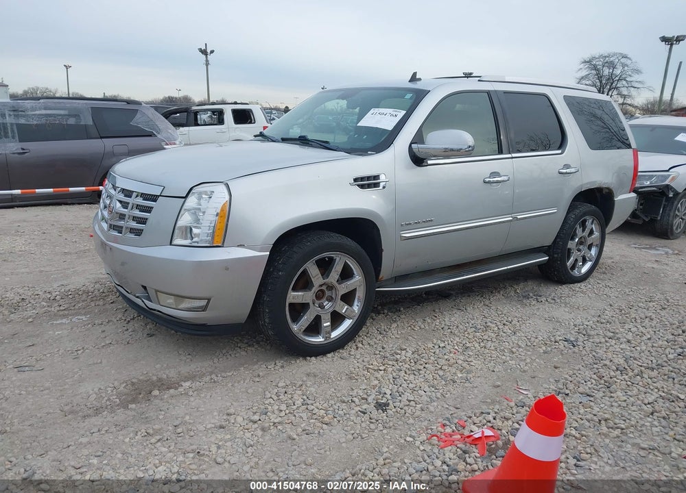 2011 CADILLAC ESCALADE STANDARD VIN: 1GYS4AEF5BR140506