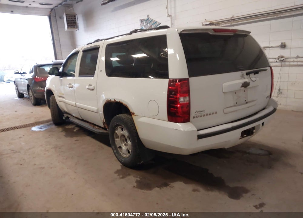 2007 CHEVROLET SUBURBAN VIN: 3GNFK16307G194179