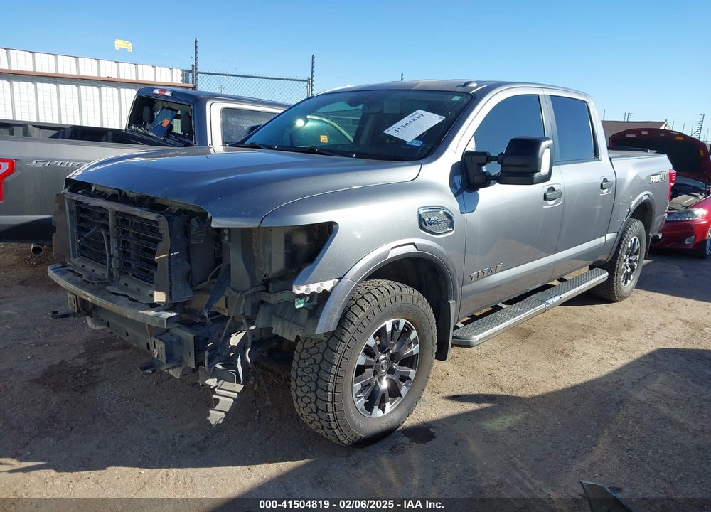2017 NISSAN TITAN VIN: 1N6AA1E52HN555152
