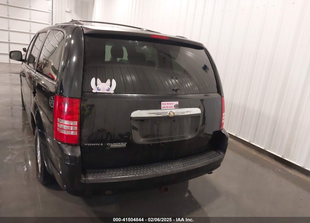 2008 CHRYSLER TOWN & COUNTRY TOURING VIN: 2A8HR54P98R788588